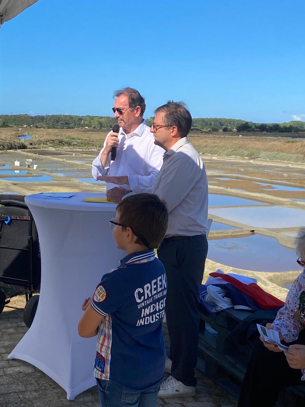 ASMG Inauguration du mât marais île d'olonne