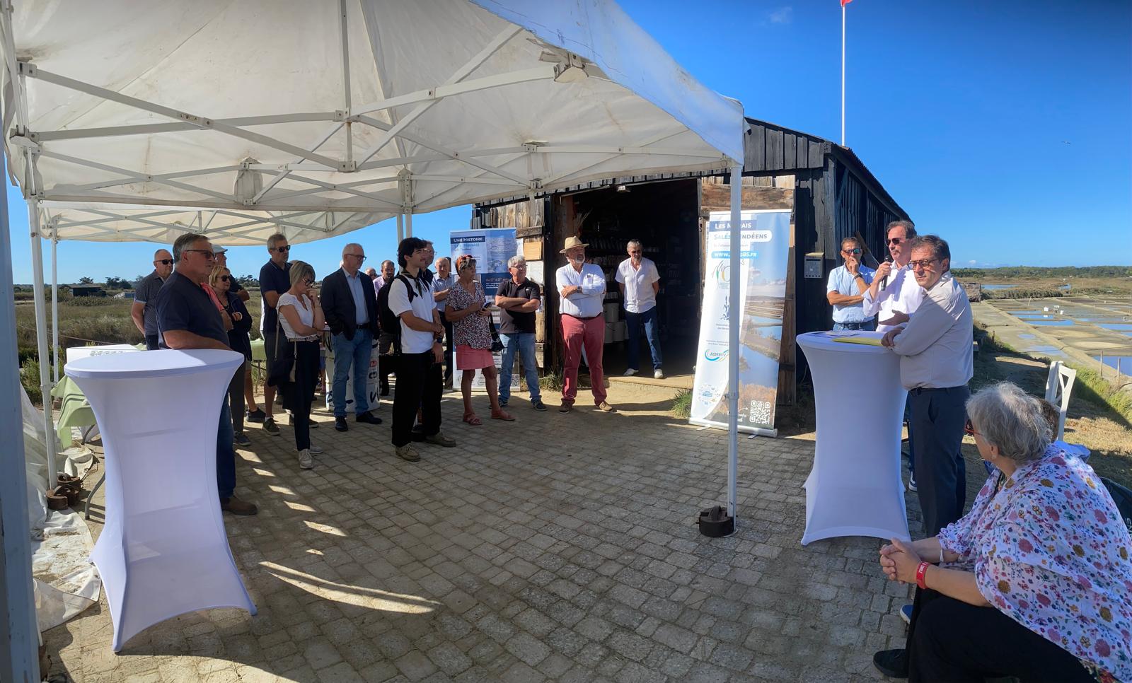 ASMG Inauguration du mât marais île d'olonne
